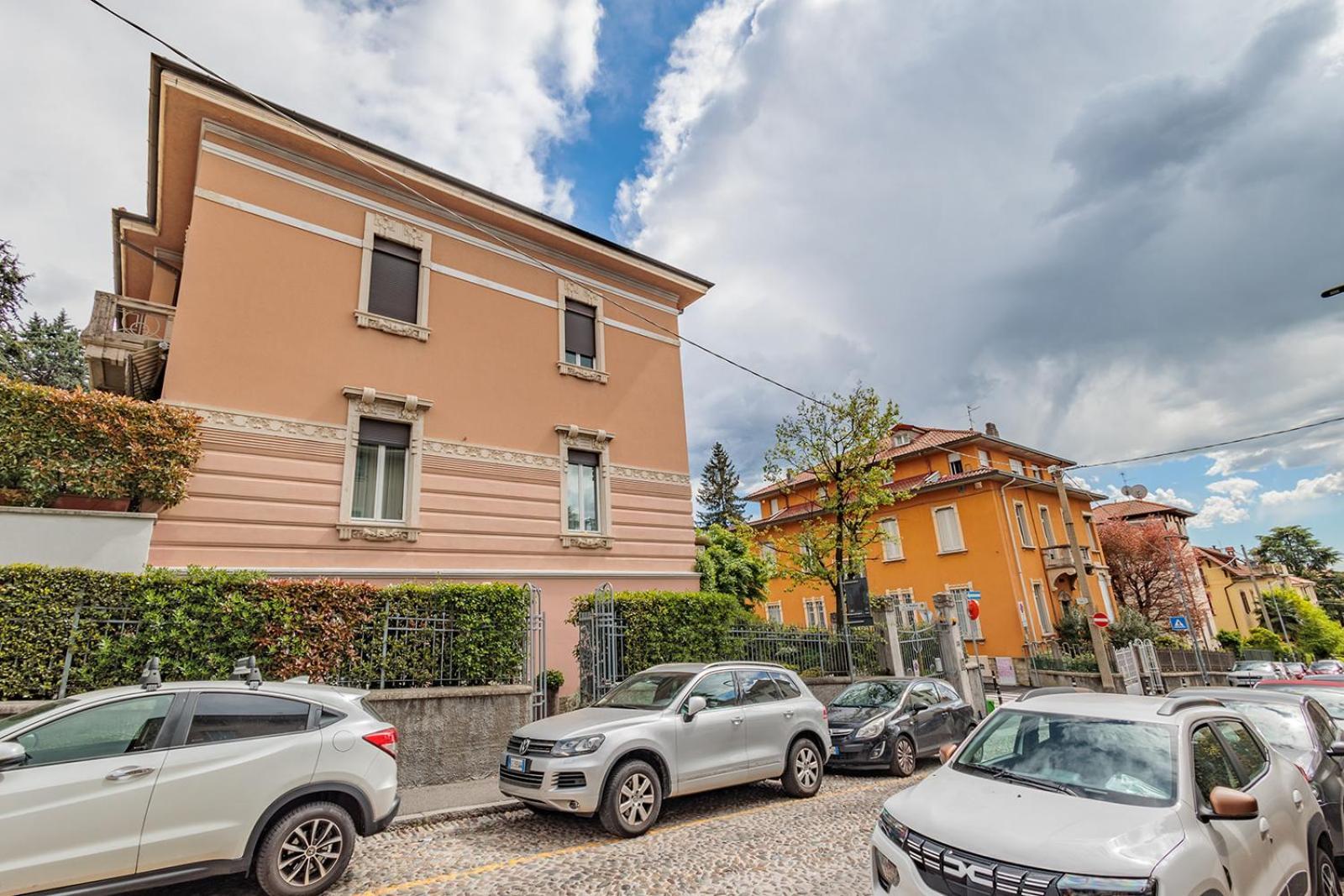Liberty Villa & Winter Garden Bergamo Ngoại thất bức ảnh