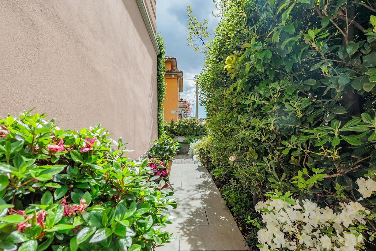 Liberty Villa & Winter Garden Bergamo Ngoại thất bức ảnh